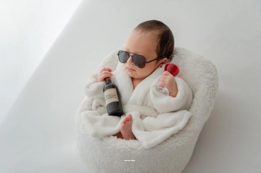 襄垣宝宝几个月抬头稳 襄垣宝宝几个月抬头稳